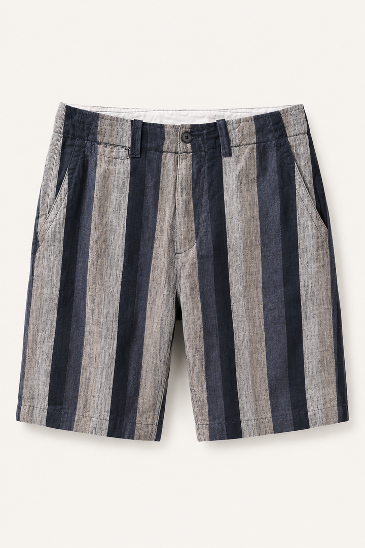 Bermuda homme coupe droite à rayures, style décontracté et léger, parfait pour un look d'été chic.