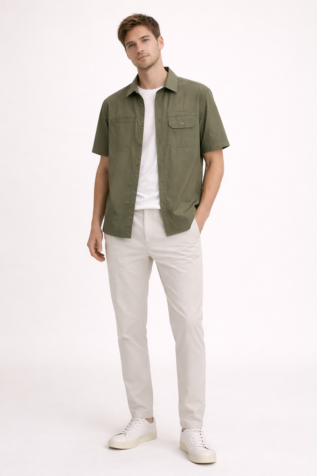 Chemise homme Erik à manches courtes, coupe droite, idéale pour l'été décontracté et confortable.