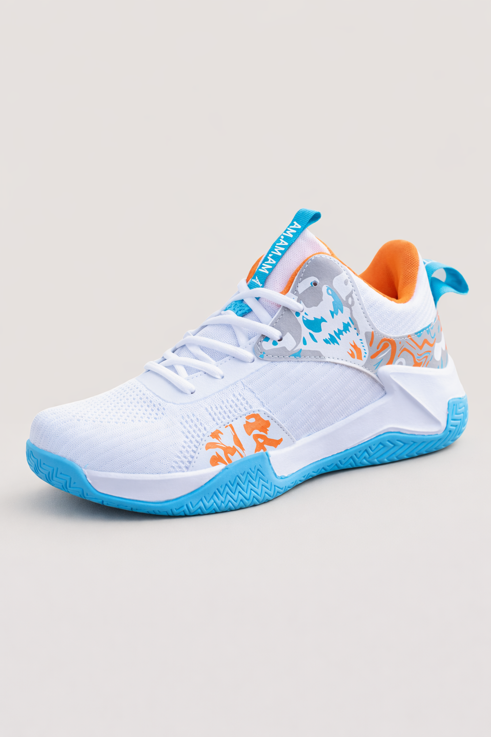 Chaussures de running hommes, offrant performance et stabilité optimales pour la course et l'entraînement intensif.