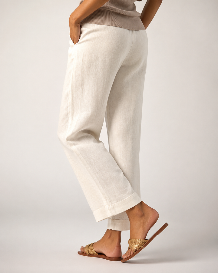 Pantalon fluide ample femme grande taille. Confortable et élégant, parfait pour la mode estivale.