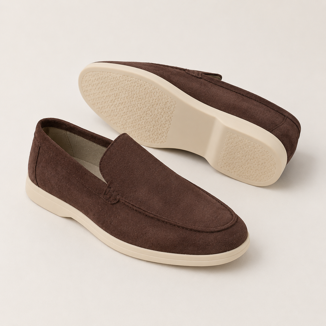 Chaussures homme ville à enfiler en cuir noir, mocassins élégants et confortables au quotidien.