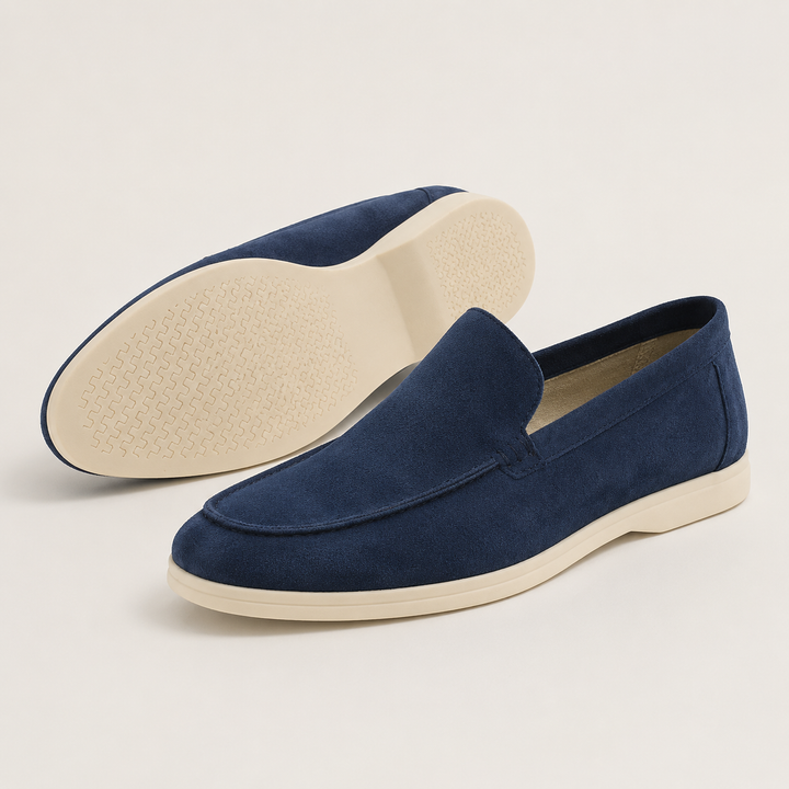 Élégants mocassins homme noirs à enfiler, parfaits pour le bureau et sorties en ville avec style.