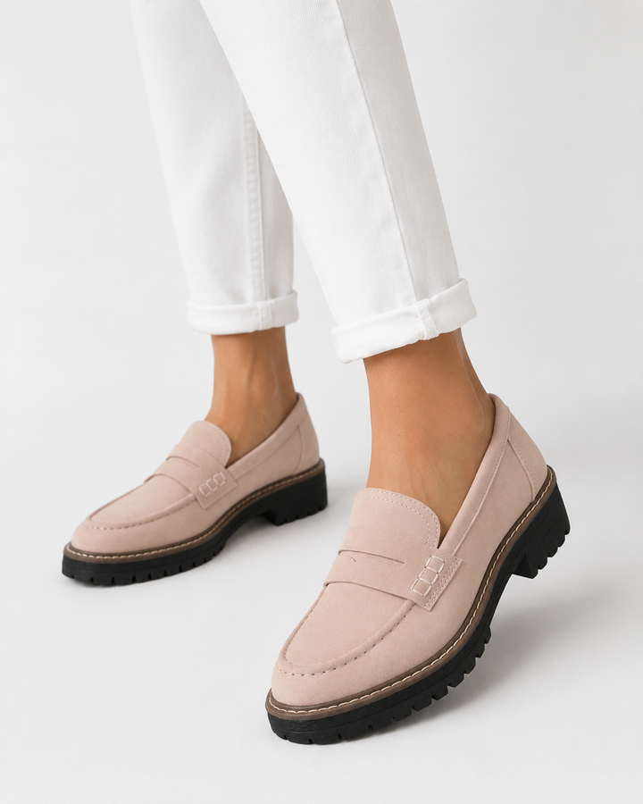 Mocassins orthopédiques femme, soutien confortable, style décontracté pour chaque jour.
