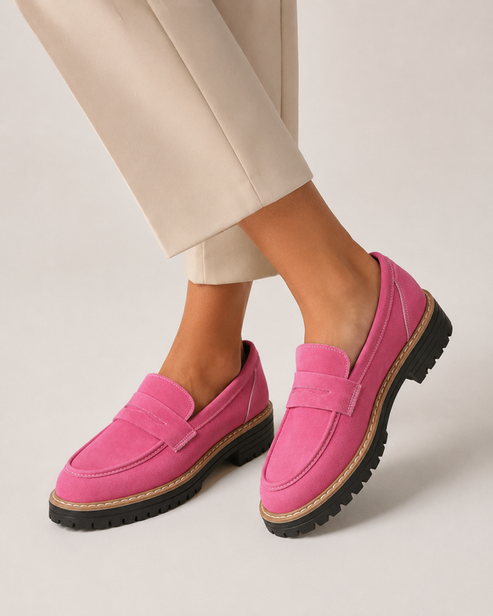 Mocassins femme élégants, confort orthopédique pour longues marches et travail.