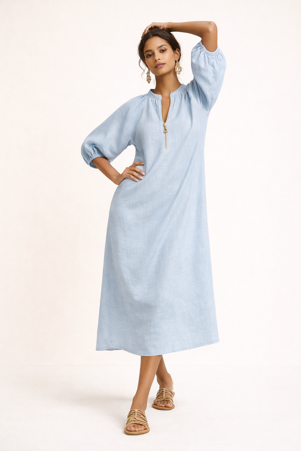 Élégante robe longue d'été pour femme, coupe fluide, manches courtes, idéale pour un look décontracté et mode.