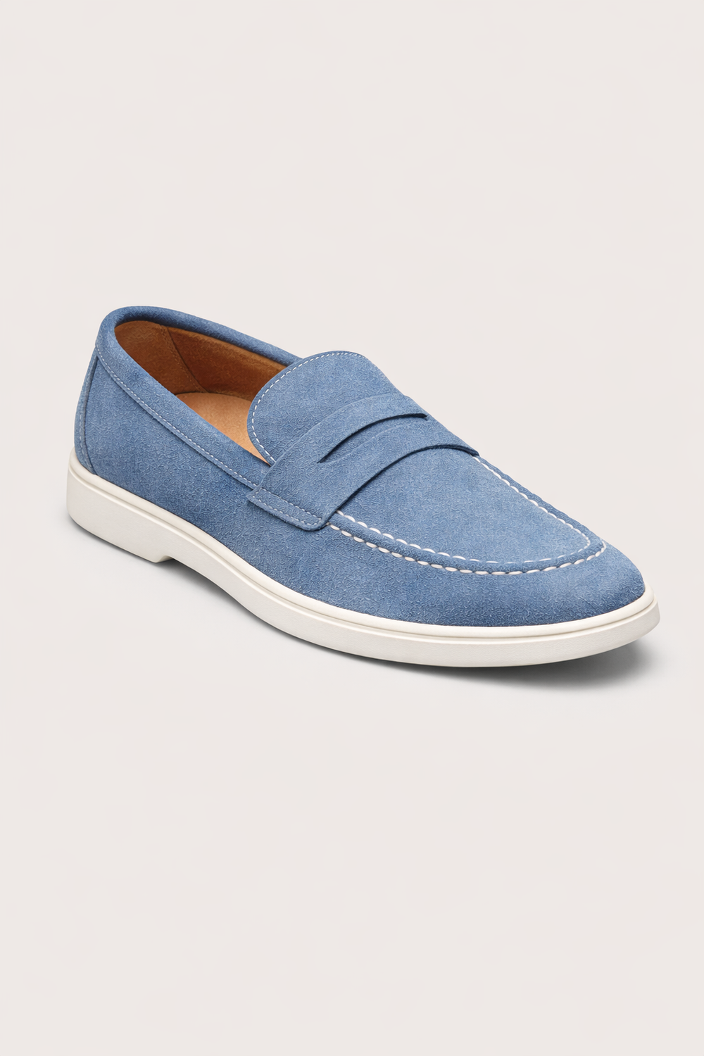 Chaussures mocassins homme décontractées à enfiler, offrant confort et style polyvalent pour printemps/été urbain.