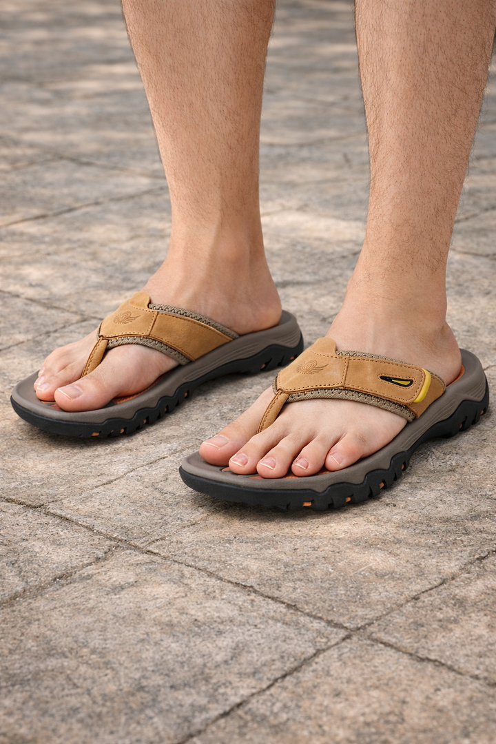 Sandales de sport robustes pour hommes, idéales pour la marche et les activités de plein air estivales. Confort optimal.