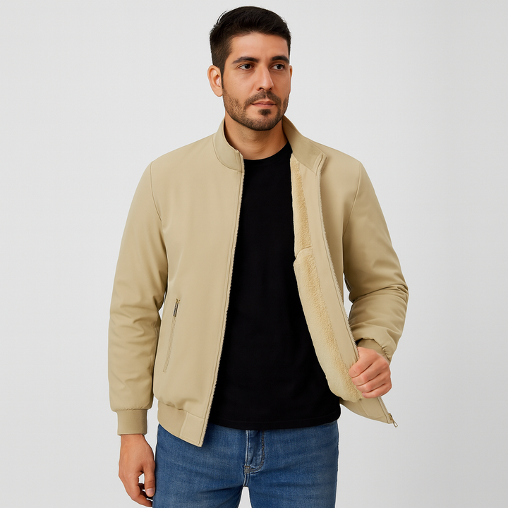 Veste élégante zippée homme, style moderne et décontracté. Confortable et chaude pour le quotidien automne-hiver.
