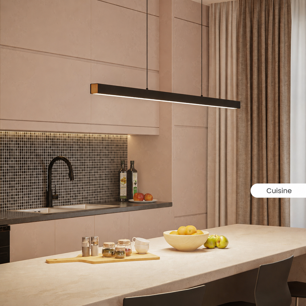 Luminaire LED linéaire contemporain pour cuisine ou bureau, éclairage intégré, design épuré et sobre.