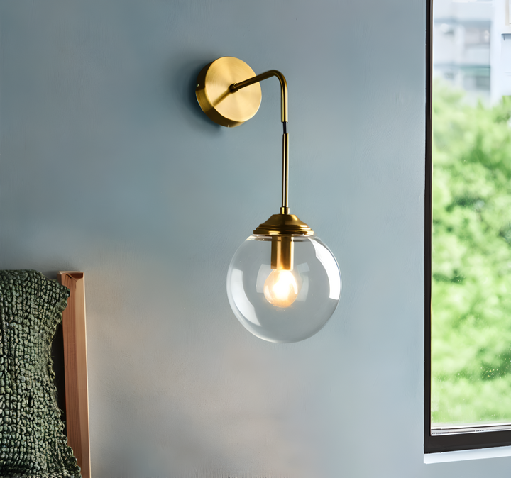 Applique murale Vetrovia, verre soufflé, design industriel E27, lumière d'ambiance cosy.