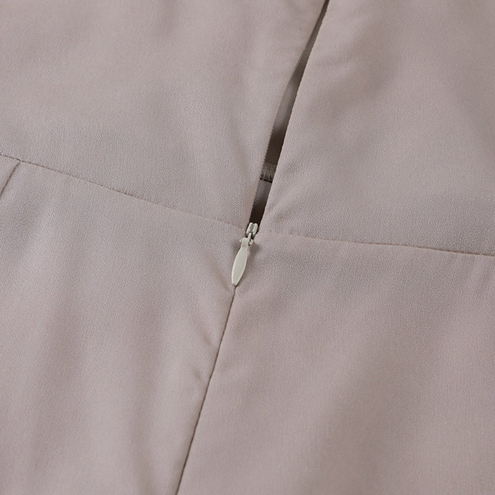 Robe Andrea, féminine et élégante, tenue de soirée ou bureau, très tendance. #andrea