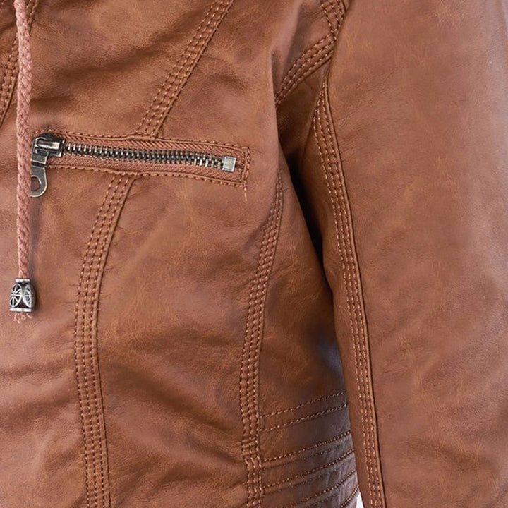 Veste élégante femme, déperlante, coupe-vent, pour un style polyvalent et pratique. Mi-saison.
