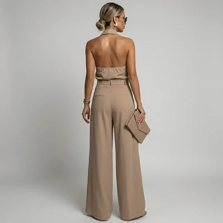 Élégante combinaison palazzo fluide femme avec dos nu, parfaite pour une allure chic et habillée.