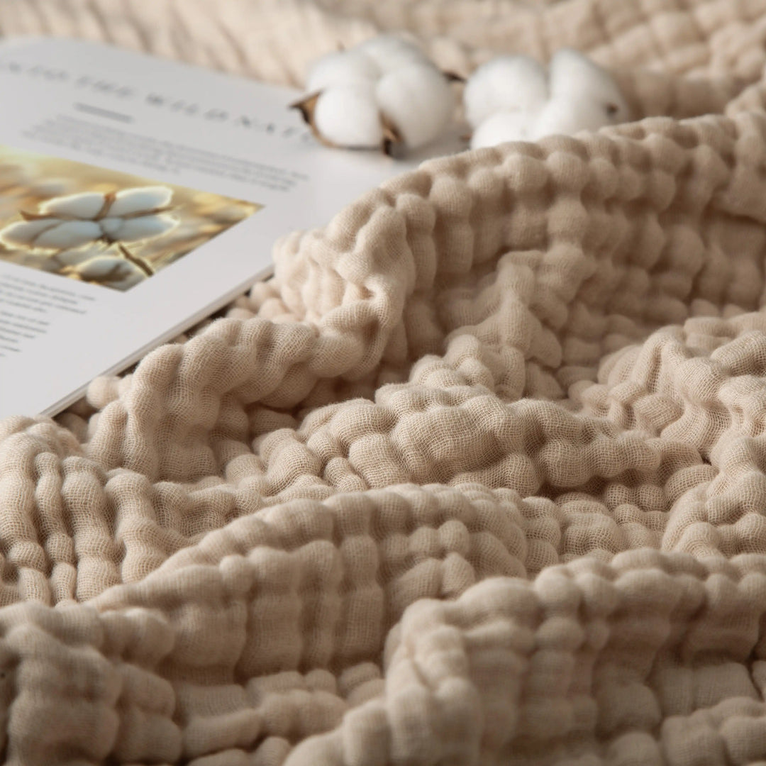 Linge de lit hypoallergénique : 2 taies d'oreiller en mousseline de coton pour une chambre saine et douce.