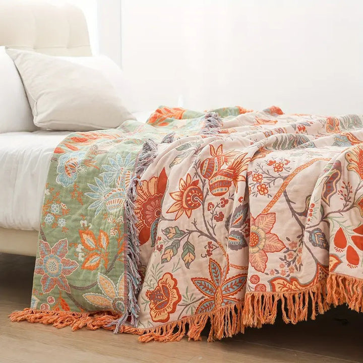 Jeté de lit floral coton léger, couverture polyvalente pour déco maison esprit bohème printemps.