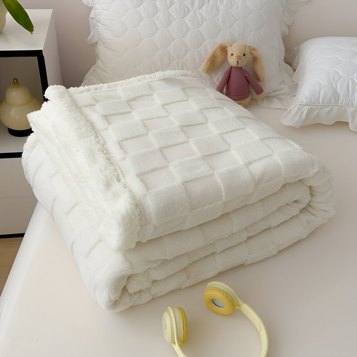 Plaid à carreaux en polaire chaude et réversible, idéal pour la chambre ou le canapé, apportant douceur et chaleur.