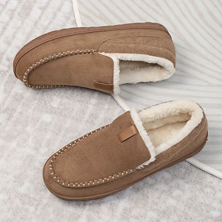 Pantoufles douillettes homme, parfaites pour la maison, offrent une chaleur anti-froid durable.