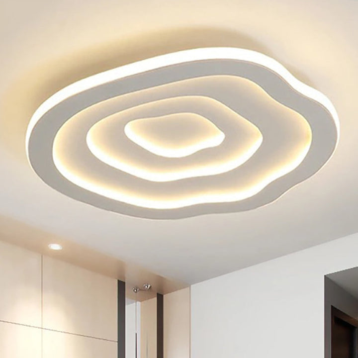 Luminaire plafond LED moderne ondulé en acrylique, pour éclairage intérieur lumière blanche ou chaude.