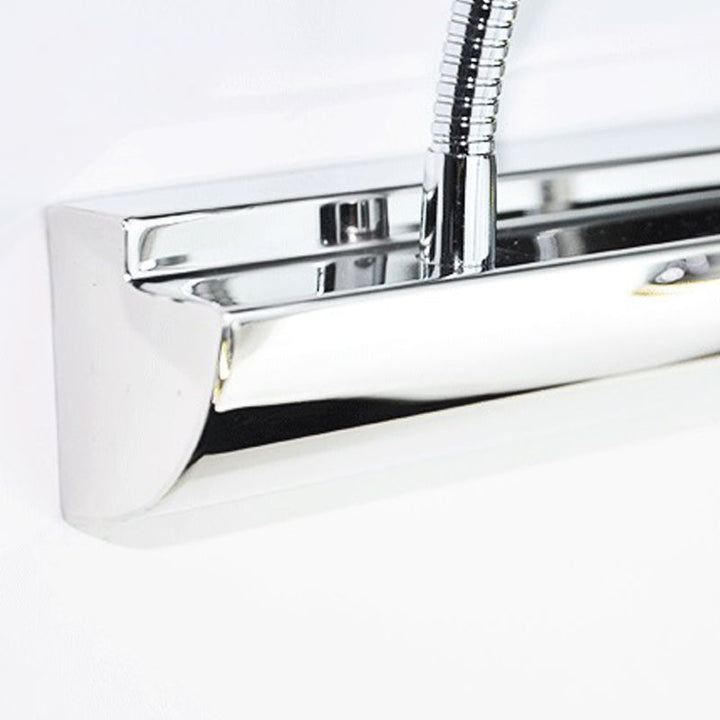 Design épuré: Applique murale LED Arcus courbée, idéale pour un éclairage d'intérieur élégant et discret.