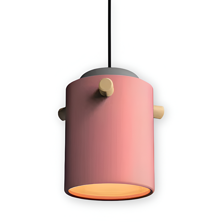 Suspension scandinave minimaliste, pour une touche de couleur subtile et un éclairage efficace.