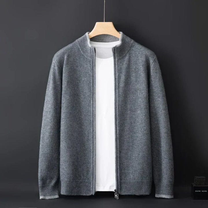 Veste zippée homme automne-hiver, mélange de confort et d'élégance pour un vêtement polyvalent.