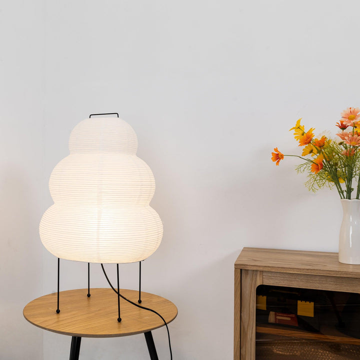 Lampe de salon/chambre en papier, design japonais épuré pour un éclairage doux et cosy.