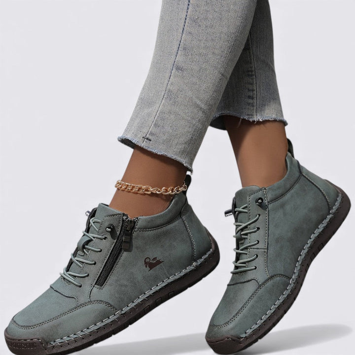 Chaussures montantes polyvalentes pour femme, zip facile, idéales pour un look élégant au quotidien.