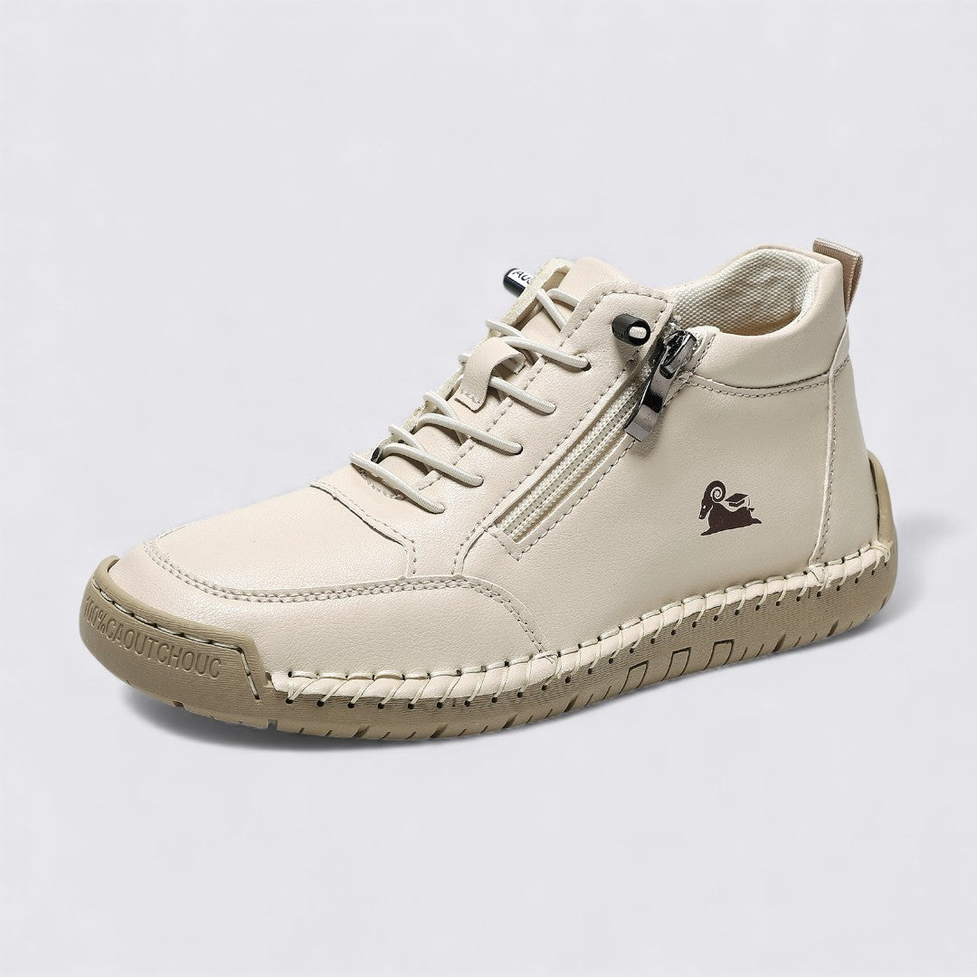 Bottines femme polyvalentes avec zip, parfaites pour un look urbain chic et décontracté.