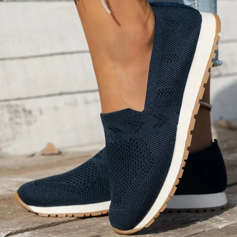 Mocassins pour femmes, alliant élégance et bien-être des pieds. Chaussures confortables avec soutien plantaire ergonomique.