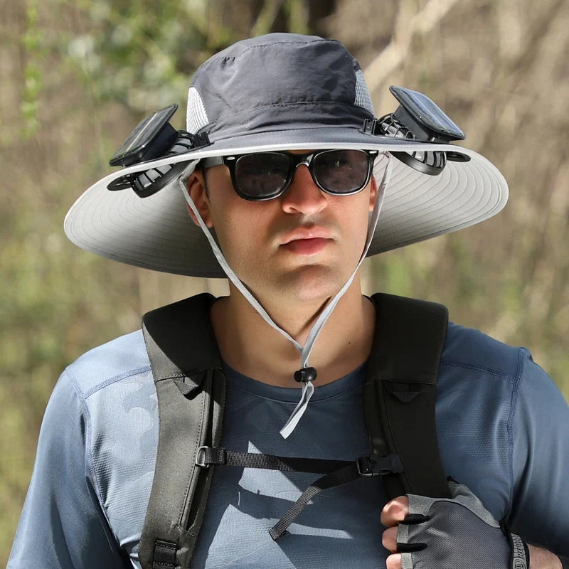 Casquette de plein air ajustable avec ventilateur solaire intégré. Anti-chaleur, protection UV pour sport et voyage.