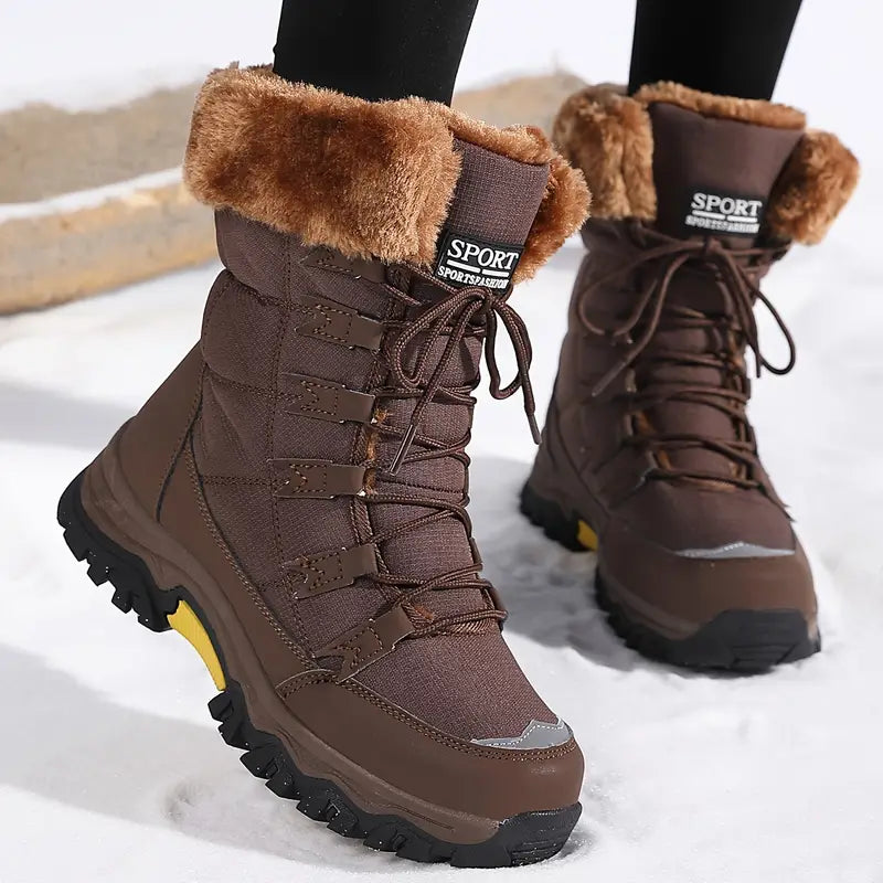 Chaussures femme hiver, bottes chaudes et imperméables, idéales pour la neige. Offrent protection et confort.