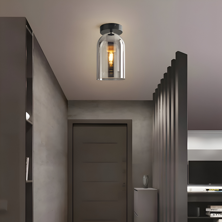 Élégant plafonnier LED DecoRound, finition noire et accents or. Parfait pour intérieur moderne.