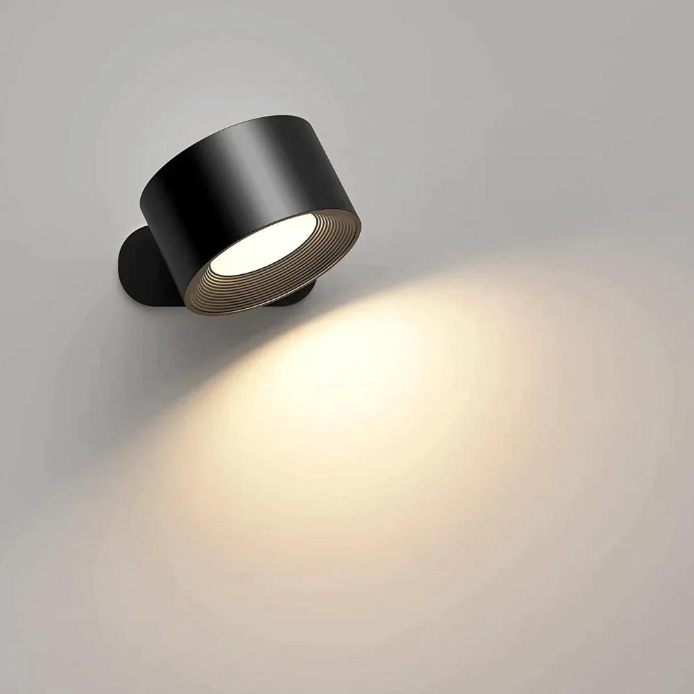 Applique LED sans fil design, installation facile. Lampe murale rotative dimmable, éclairage intérieur moderne.