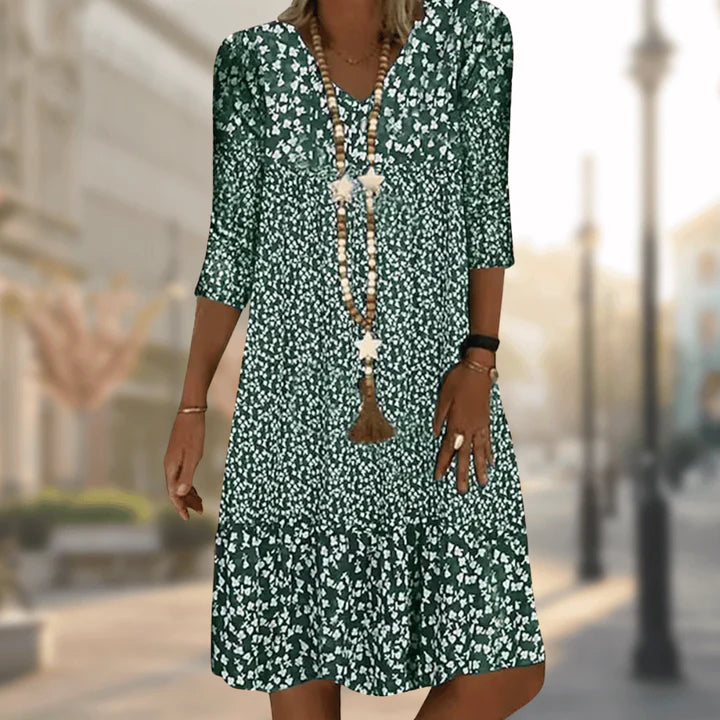 Robe d'été élégante pour femme, idéale pour les journées ensoleillées, le confort et le style chic.