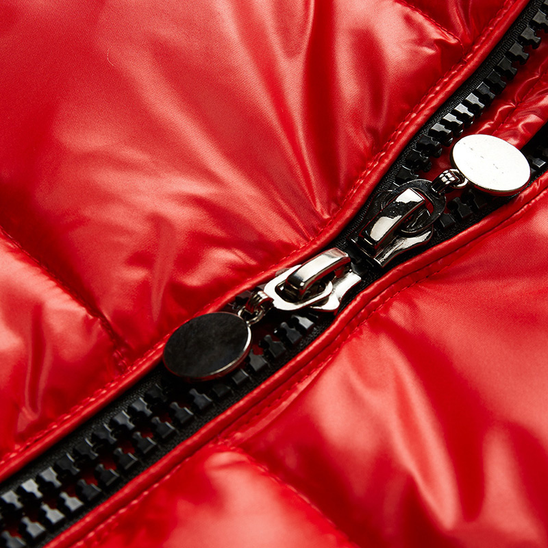 Veste doudoune femme Zoé pour l'hiver, ultra-chaude et protectrice, alliant confort et élégance.