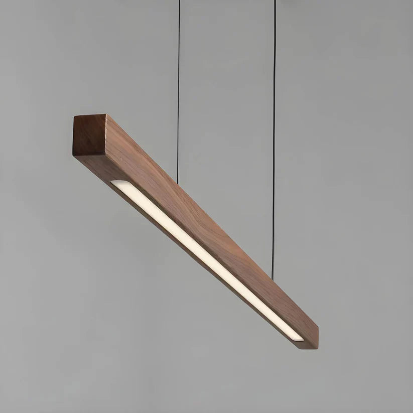 Luminaire suspendu Gindo, design linéaire en bois, éclairage LED pour salle à manger ou bureau moderne.