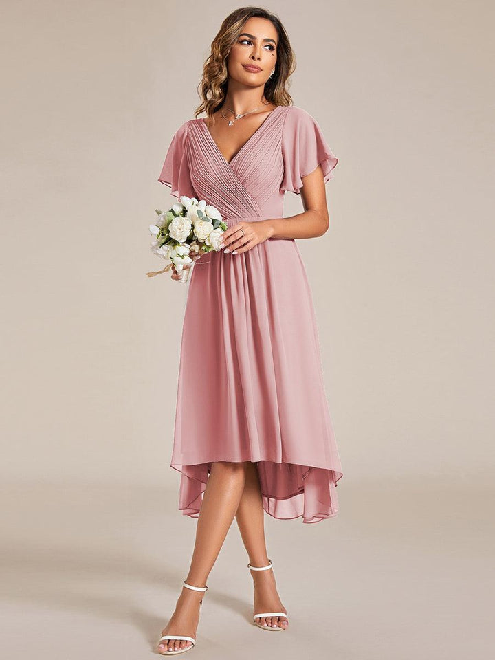 Robe de soirée élégante, longue fluide A-line, col V.
