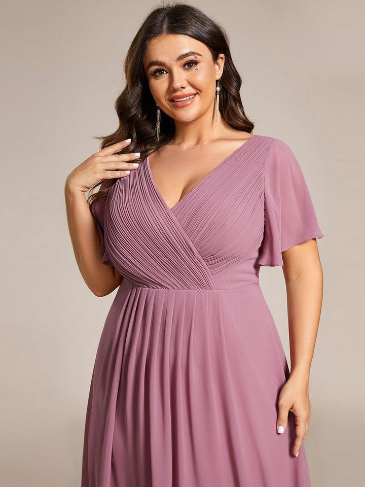 Robe longue fluide col V, élégance assurée pour femme.