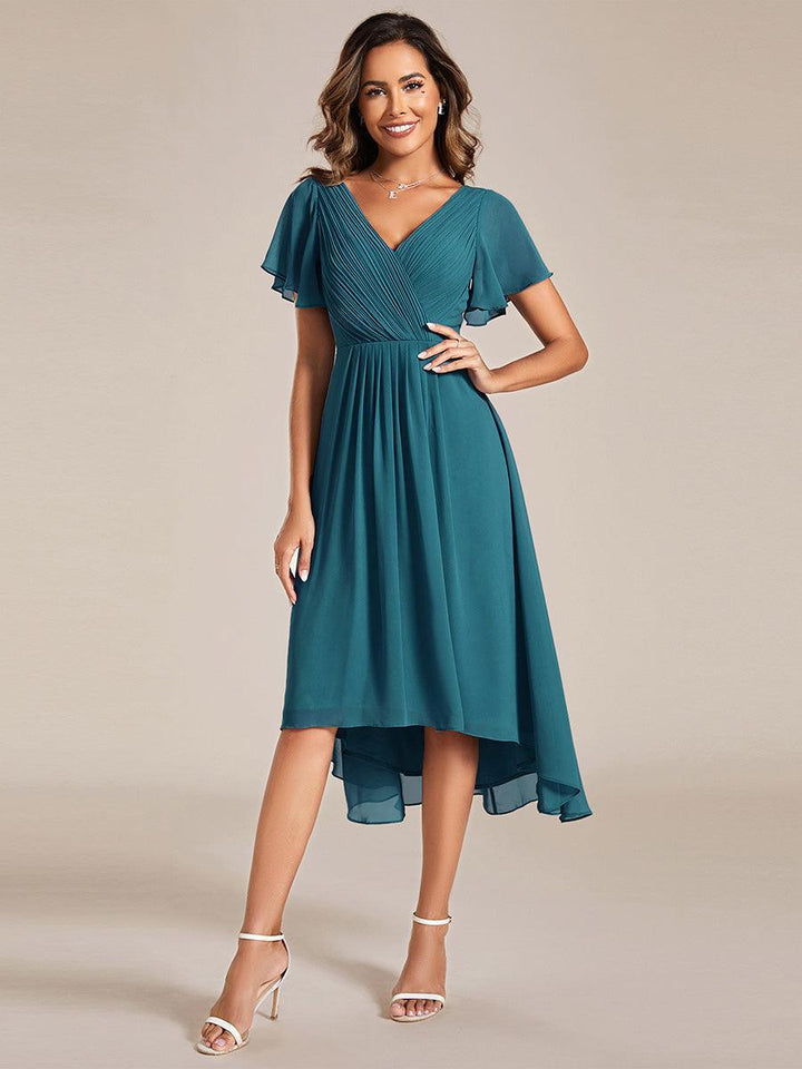 Élégante robe longue A-line, col V, pour gala femme.