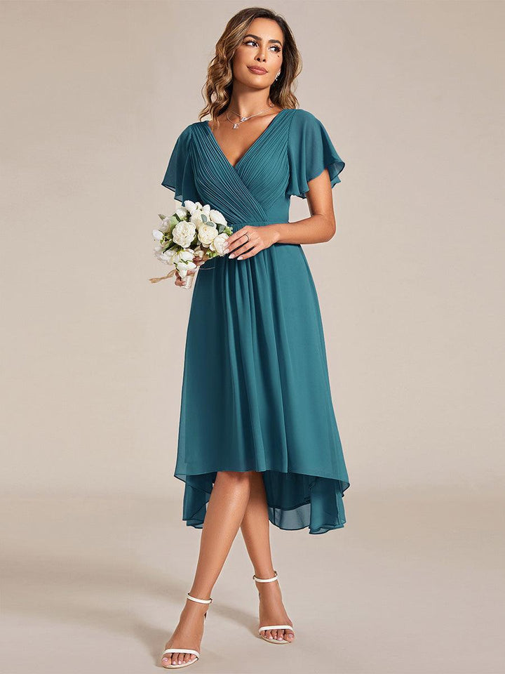 Élégante robe longue col V, coupe fluide, idéale invitée mariage.