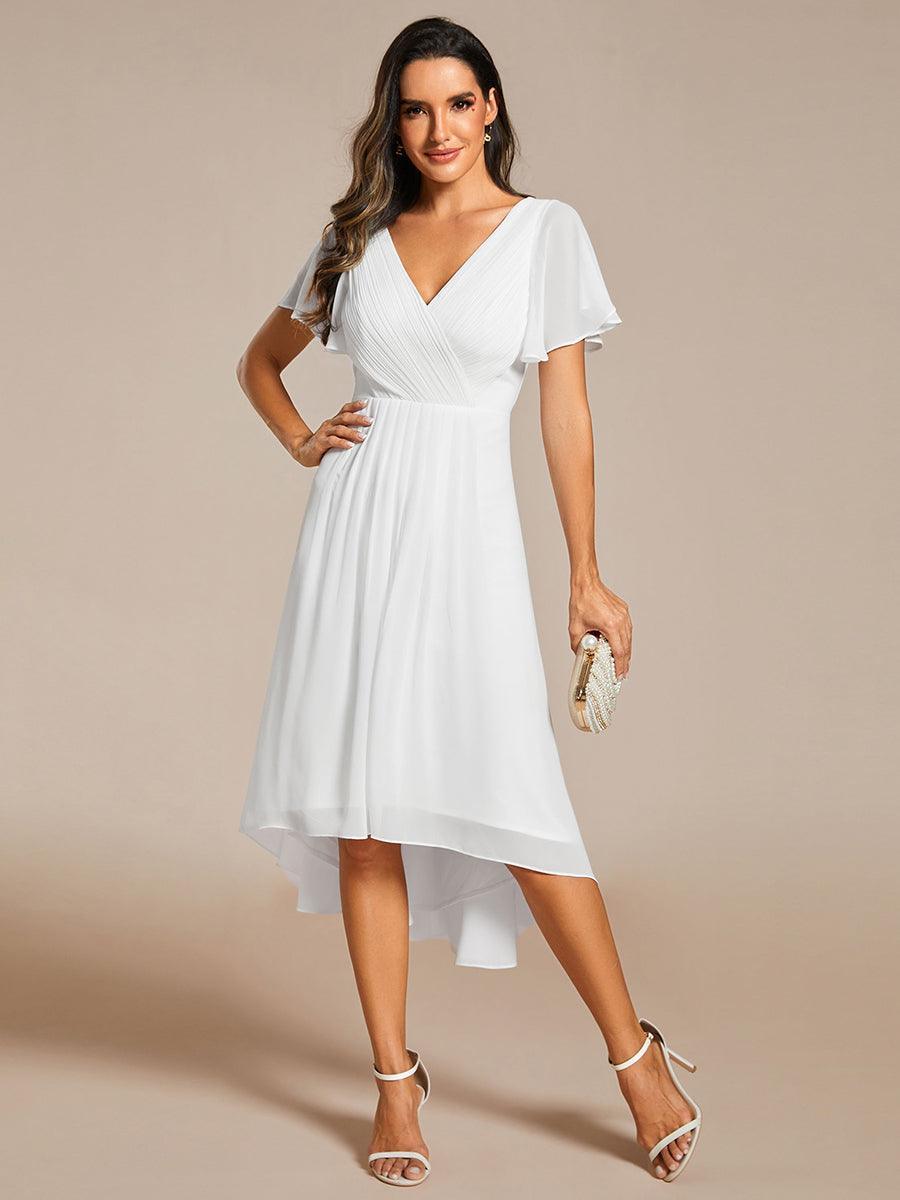 Magnifique robe longue fluide col V, chic pour invitée mariage.