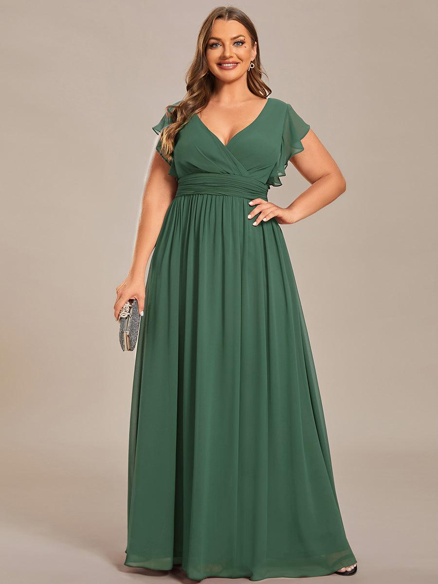 Robe de soirée élégante, dos ouvert, col en V. Fluide et maxi pour femme. Parfaite pour la fête.