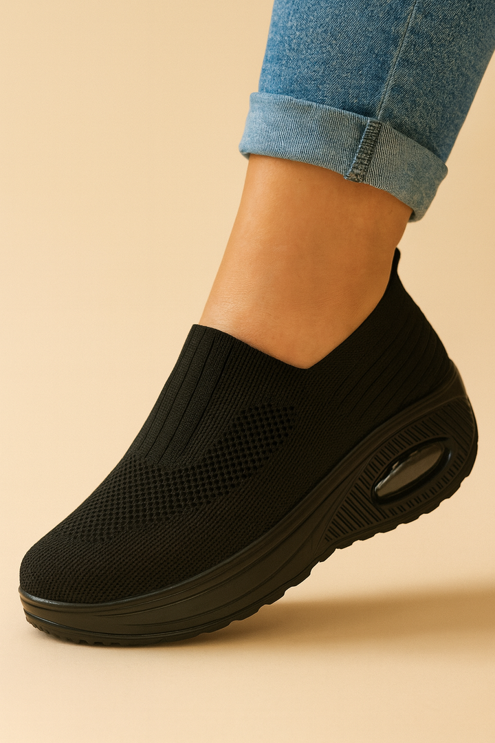 Sneakers femme confortables et légères avec soutien voûte plantaire, pour un confort respirant maximal.