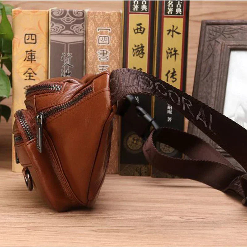Sac banane homme cuir véritable marron, organisation pratique, porté ceinture ou bandoulière.