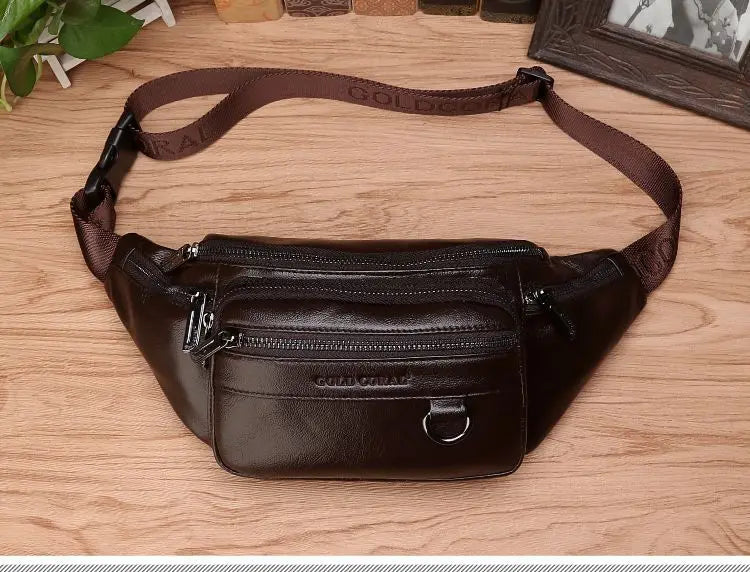 Sac banane ceinture homme en cuir véritable café, accessoire élégant pour voyage ou quotidien.