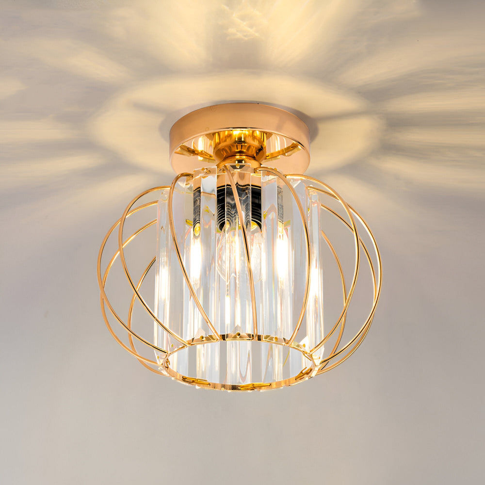 Luminaire minimaliste en verre pour plafond, ambiance scandinave chaleureuse.