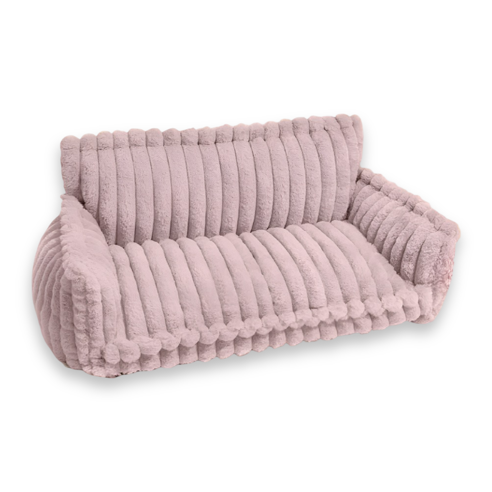 Canapé chien rayé élégant, conçu pour un sommeil doux et réparateur pour votre animal.