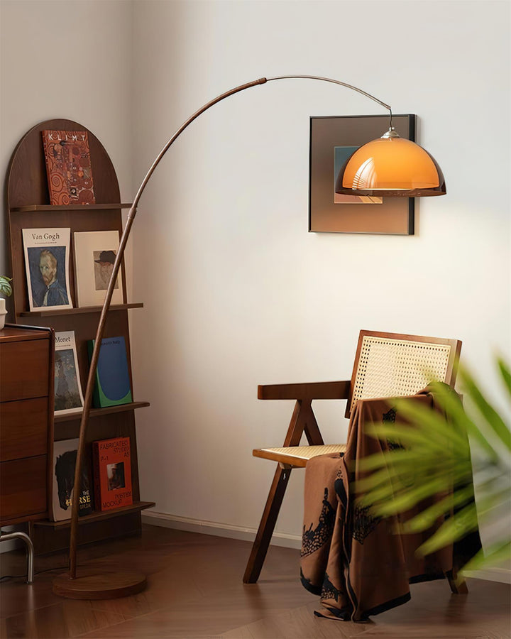 Lampadaire salon Ventoro, design contemporain, parfait pour un éclairage intérieur moderne et chaleureux.