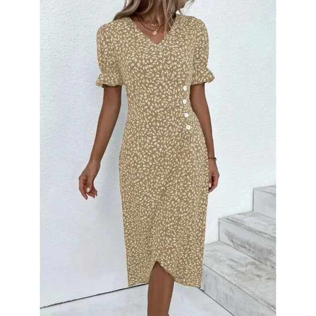 Robe femme élégante à imprimé floral, style estival décontracté et chic.