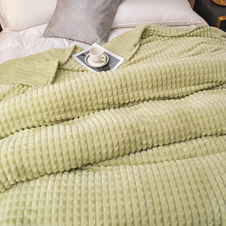 Grand plaid polaire à carreaux, chaud et confortable, parfait pour vos soirées à la maison.